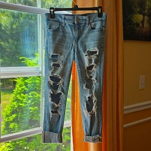 American Eagle Distressed Cropped Jeans